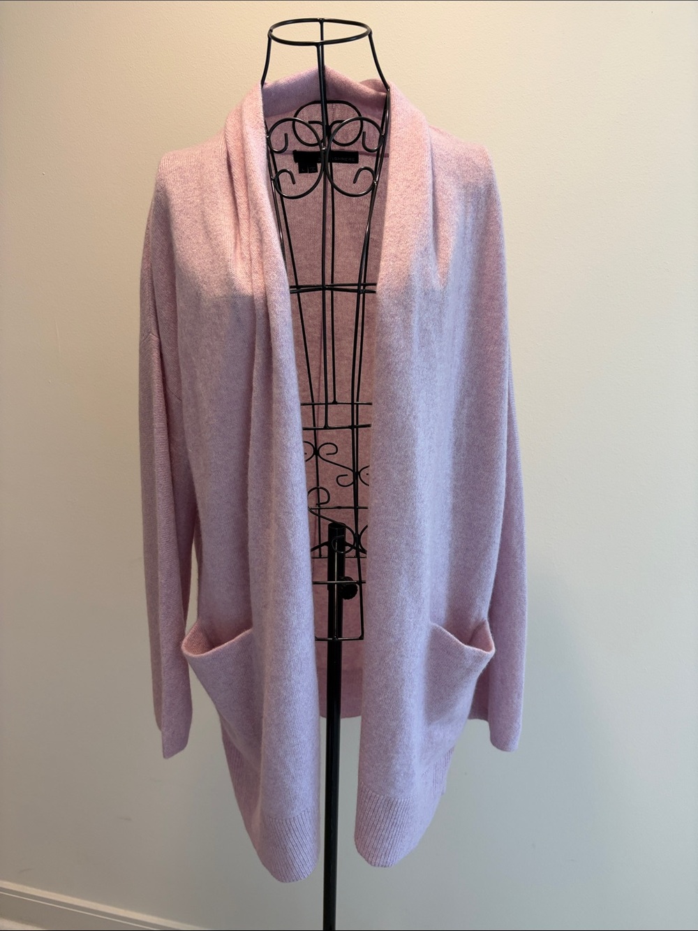 Women’s 100% Cashmere Wrap Cardigan, size large, light pink
